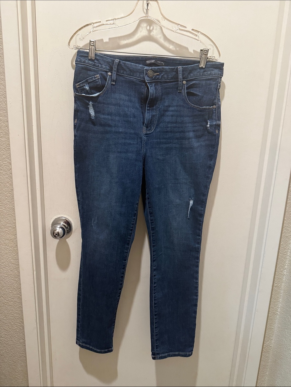 Simply Vera Vera Wang Dark Blue Skinny Jeans with Light Distressing